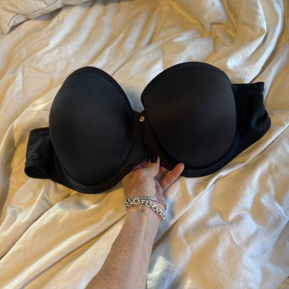 Elomi Smooth Underwire Molded Strapless, black, 40DDD, worn once! - Picture 2 of 4